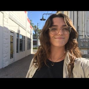 Meet your Posher, Leann